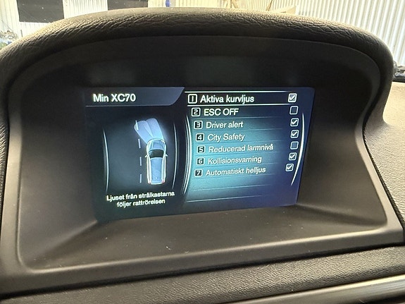Volvo XC70 20 of 27