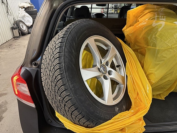 Volvo XC70 7 of 27