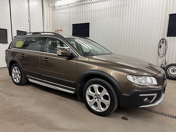 Volvo XC70 5 of 27