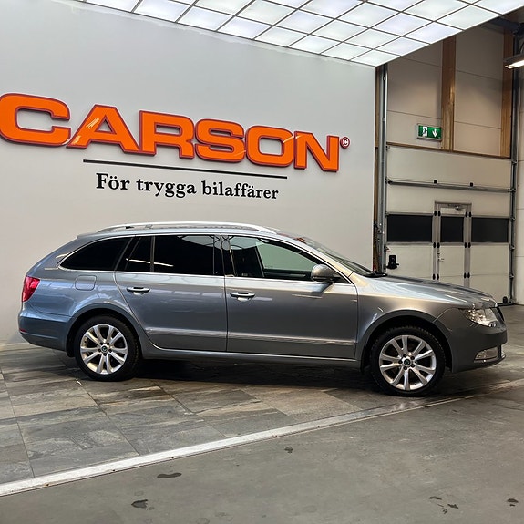 Skoda Superb 3 of 5