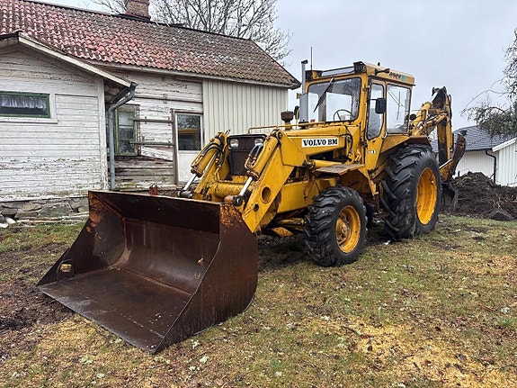 Traktorgrävare Volvo BM 616 B via auktion 2 of 5