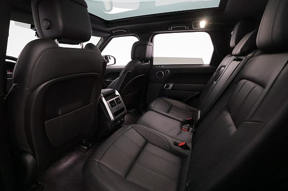 Land Rover Range Rover Sport 21 of 30