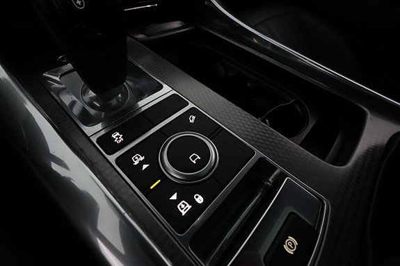 Land Rover Range Rover Sport 25 of 30