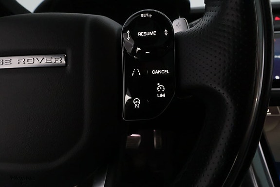 Land Rover Range Rover Sport 18 of 30