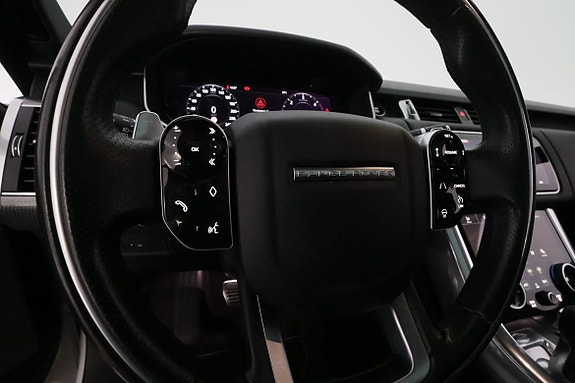 Land Rover Range Rover Sport 17 of 30
