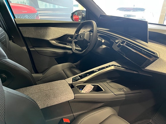 Peugeot 3008 4 of 4
