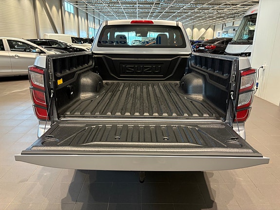 Isuzu D-max 7 of 17