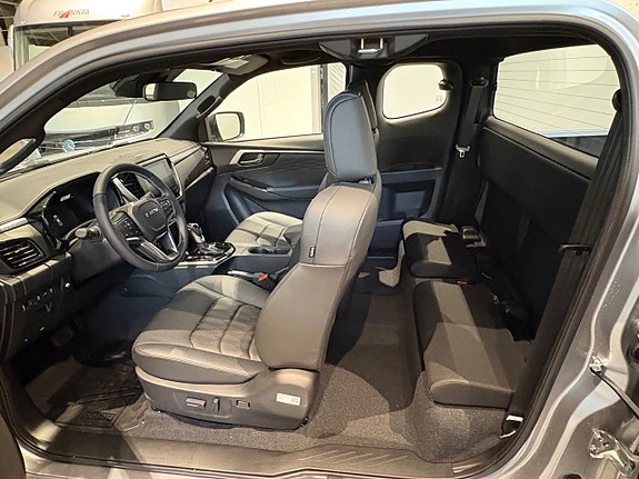 Isuzu D-max 11 of 17