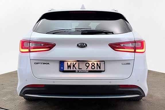 Kia Optima 7 of 30