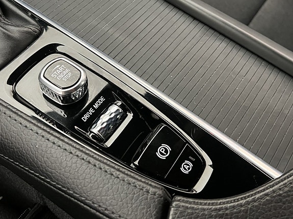 Volvo S90 21 of 30