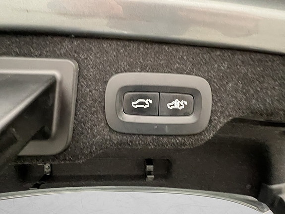 Volvo S90 28 of 30
