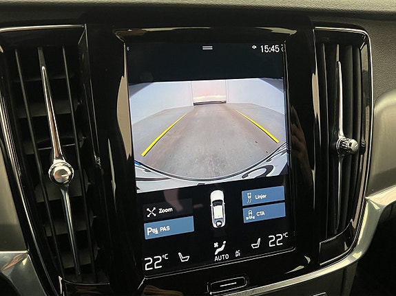 Volvo S90 15 of 30