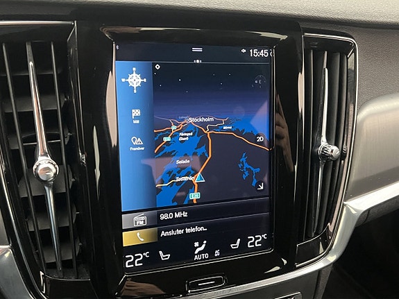 Volvo S90 16 of 30