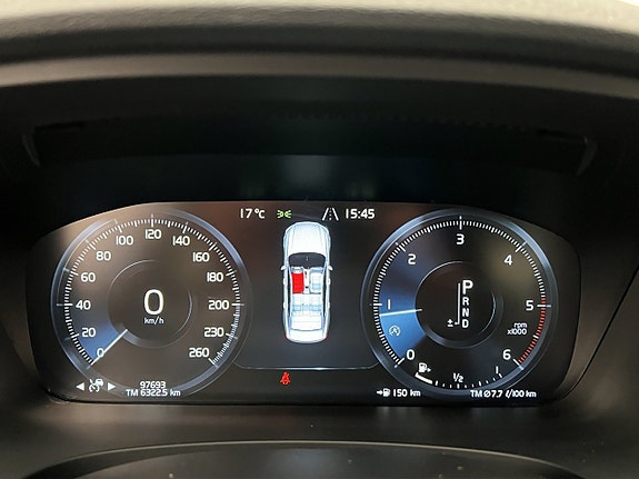 Volvo S90 13 of 30