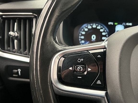 Volvo S90 12 of 30