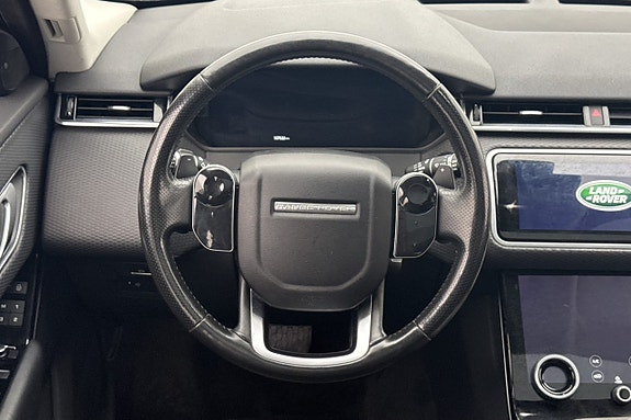Land Rover Range Rover Velar 9 of 30