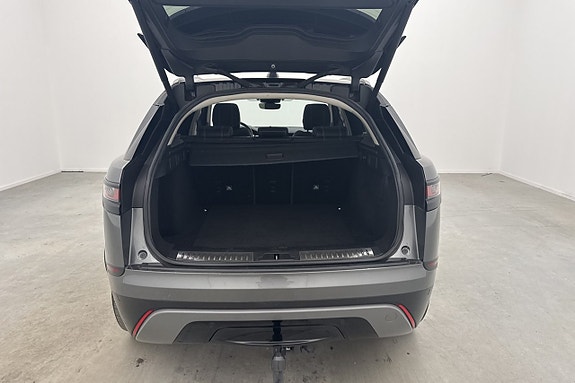 Land Rover Range Rover Velar 27 of 30