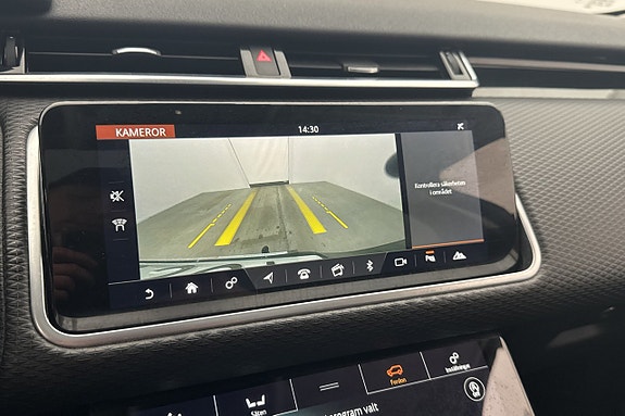 Land Rover Range Rover Velar 16 of 30