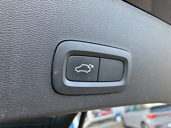 Volvo XC40 18 of 21
