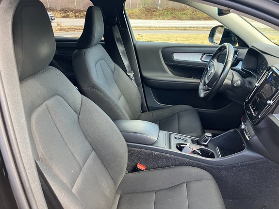 Volvo XC40 20 of 21