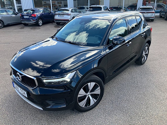 Volvo XC40 5 of 5