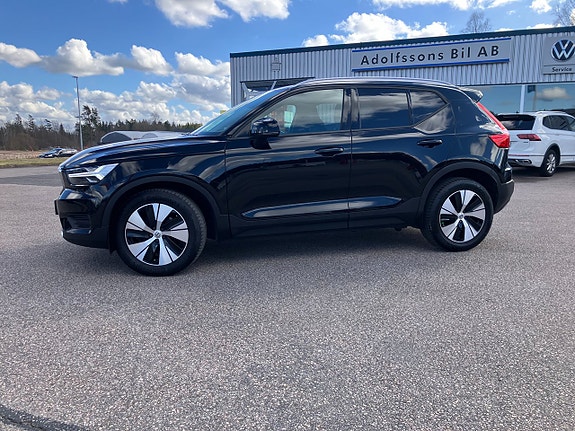 Volvo XC40 6 of 21