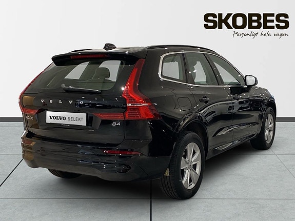 Volvo XC60 7 of 17