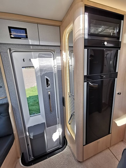Hymer Masterline I 780 Blackline 18 of 24