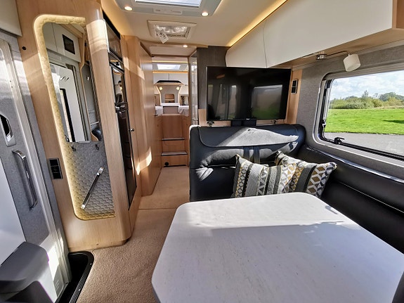 Hymer Masterline I 780 Blackline 20 of 24