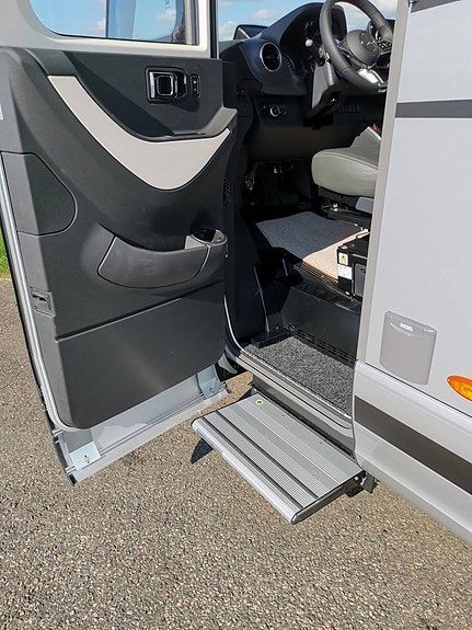 Hymer Masterline I 780 Blackline 22 of 24