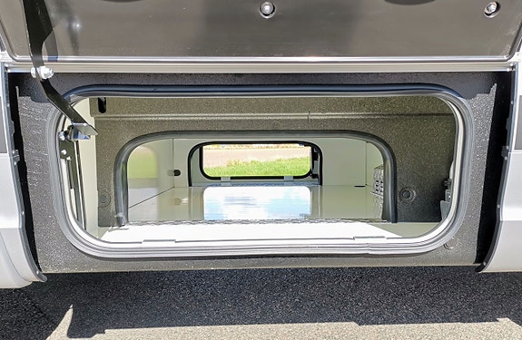 Hymer Masterline I 780 Blackline 24 of 24