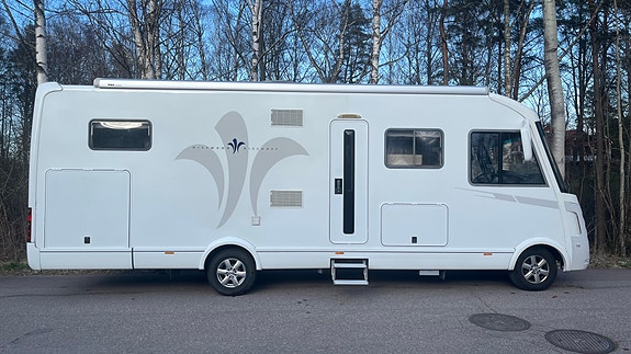 Niesmann-Bischoff Flair 8000iCW - Iveco*Hydrauliska stödben*Luftfjädring 2 of 20