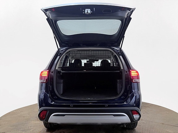 Mitsubishi Outlander 8 of 30