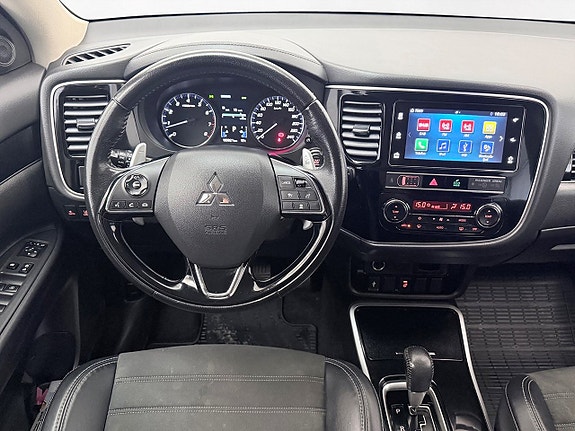 Mitsubishi Outlander 18 of 30