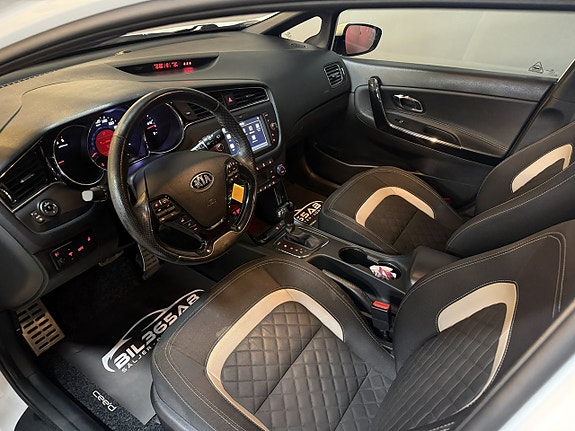 Kia Ceed 11 of 15