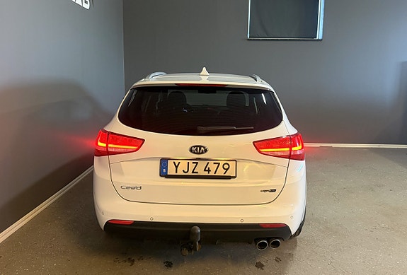 Kia Ceed 10 of 15