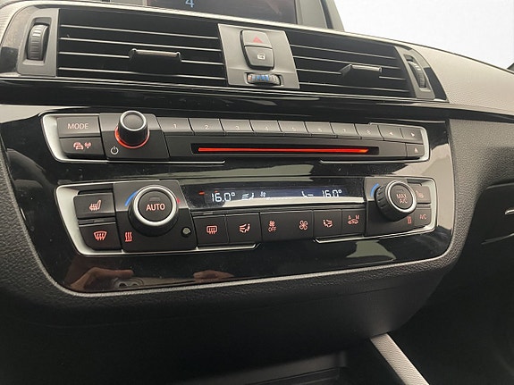 BMW 120 18 of 23