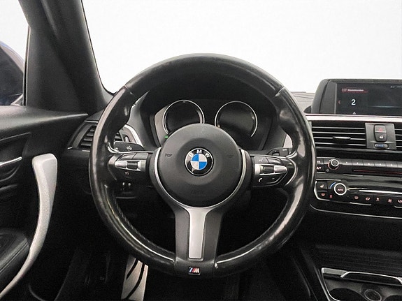 BMW 120 9 of 23