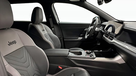 Jeep Compass 3 of 15