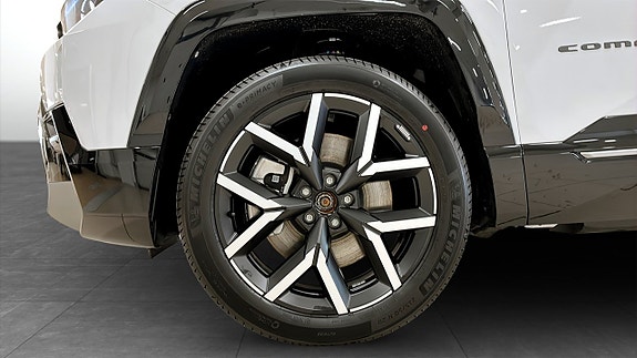 Jeep Compass 9 of 15
