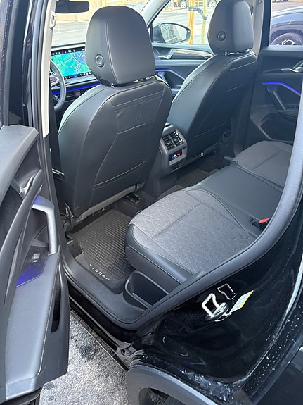 Volkswagen Tiguan 6 of 11