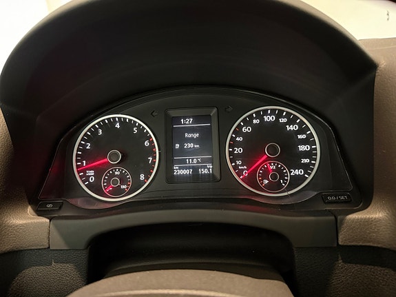 Volkswagen Tiguan 15 of 15