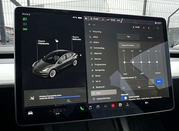 Tesla Model 3 25 of 30