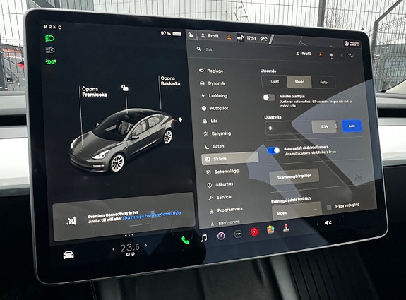 Tesla Model 3 22 of 30