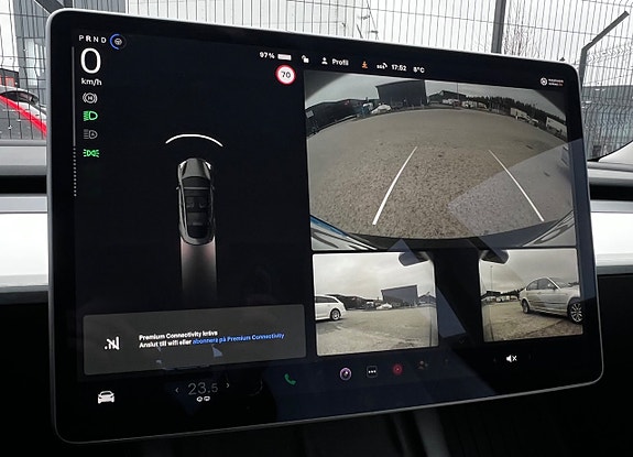 Tesla Model 3 15 of 30