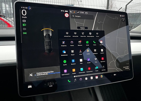 Tesla Model 3 29 of 30