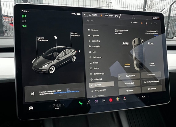 Tesla Model 3 24 of 30