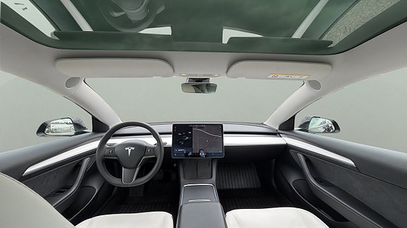 Tesla Model 3 10 of 30