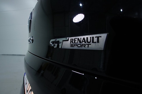 Renault Clio 18 of 20