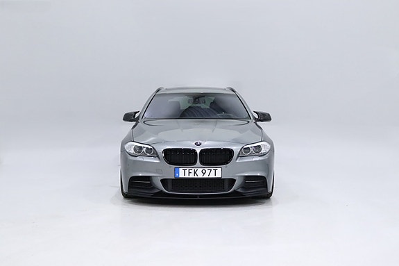 BMW M550d 2 of 5